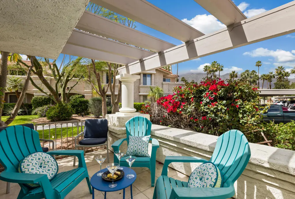 Residential Lease for rent at 500 S Farrell Drive H49, Palm Springs, Riverside County, CA featuring 1 bed and 1 bath