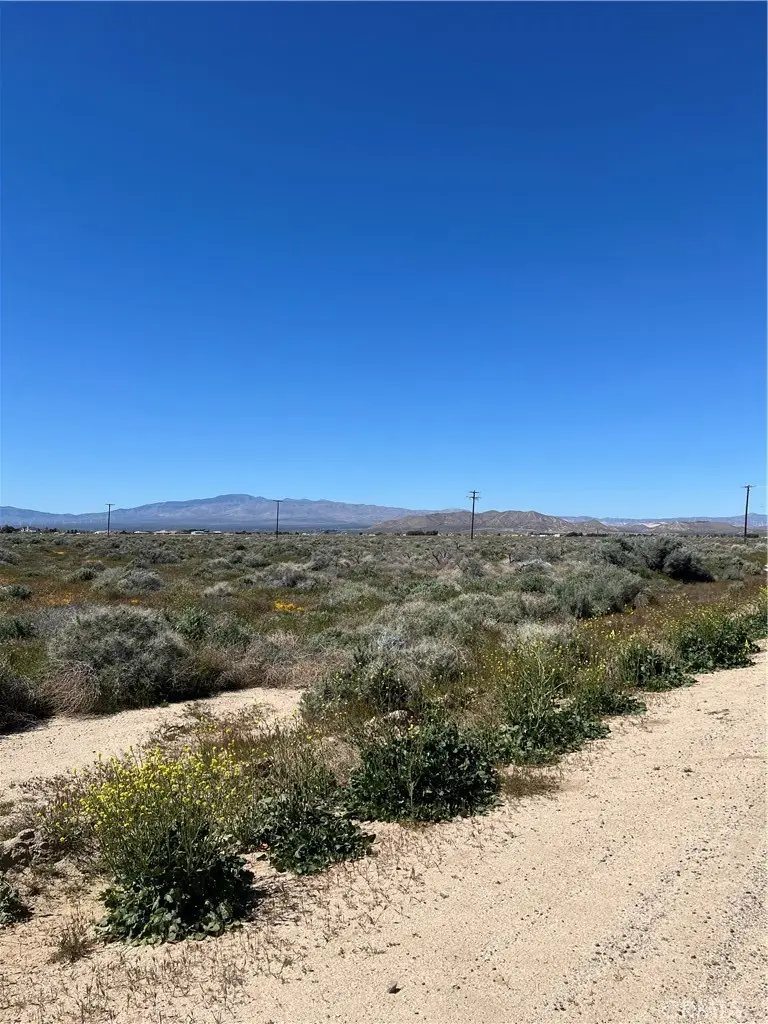0 COR AVE A2 60th ST W, Lancaster, CA — listing photo 1