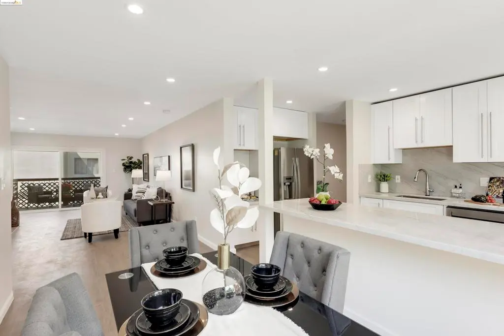 Condominium for sale at 155 Pearl Street 308, Oakland, CA featuring 2 beds and 2 baths