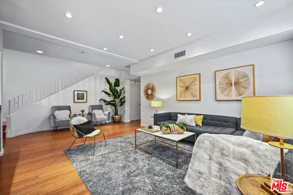 Residential Lease for rent at 2111 S Beverly Glen Boulevard 103, Los Angeles, Los Angeles County, CA featuring 2 beds and 3 baths