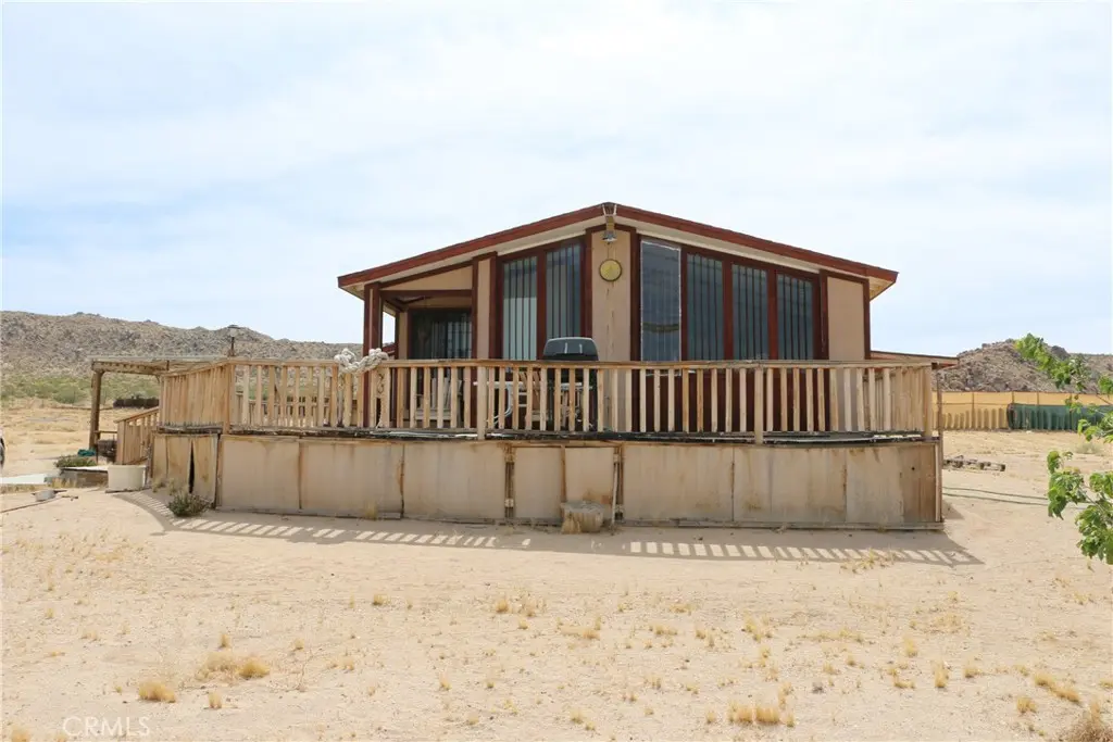 42480 Buckeye Lane, Lucerne Valley, CA — listing photo 1
