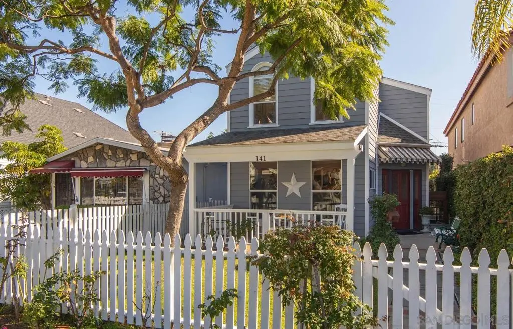 Single Family Residence for rent at 141 I Ave, Coronado, CA featuring 3 beds and 4 baths