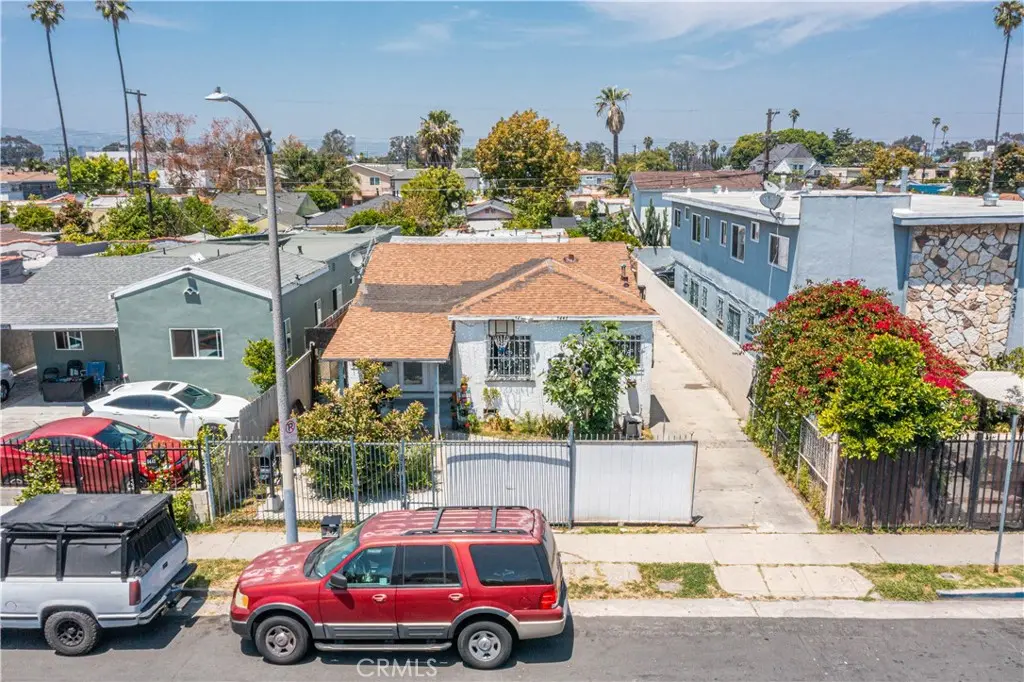 Duplex for sale at 5441 Smiley Drive, Los Angeles, CA