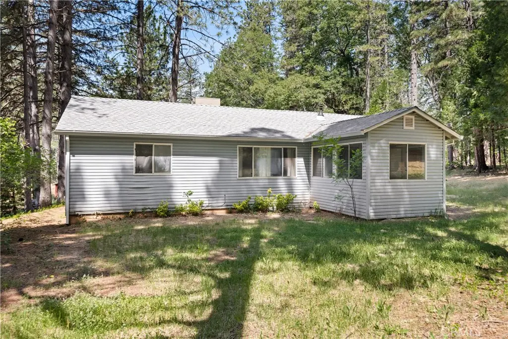 Single Family Residence for sale at 9803 Cohasset Road, Chico, CA featuring 3 beds and 2 baths