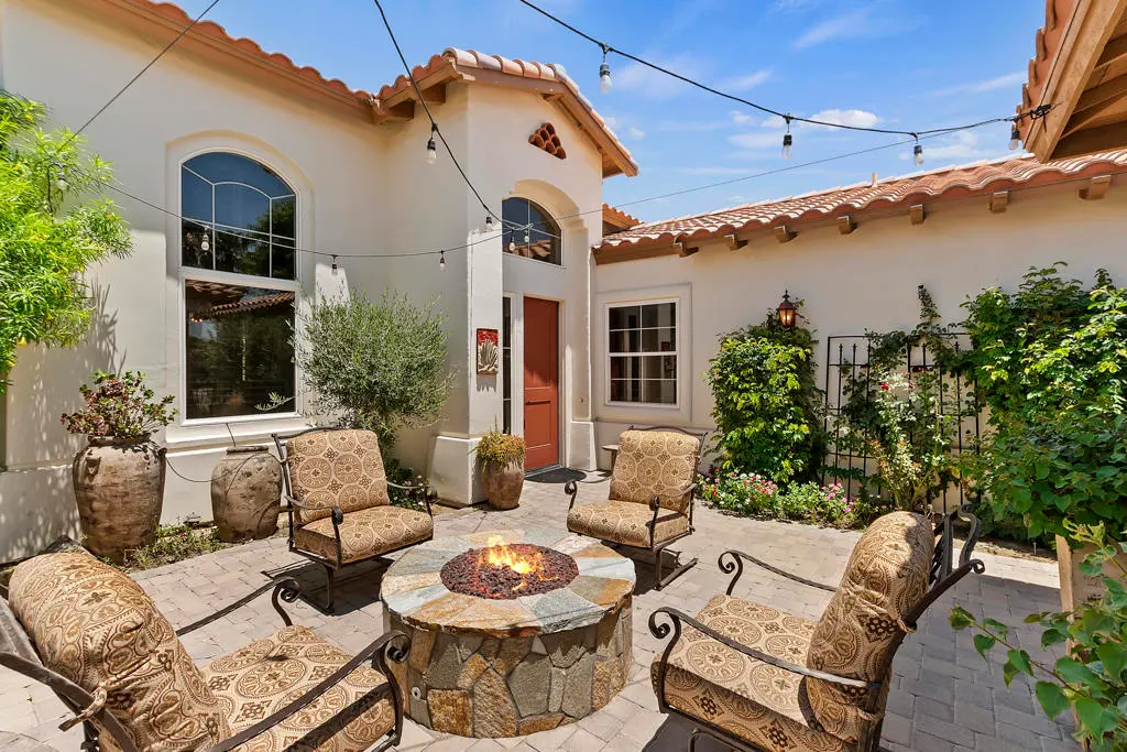 Residential Lease for rent at 78920 Cabrillo Way Way, La Quinta, Riverside County, CA featuring 4 beds and 4 baths