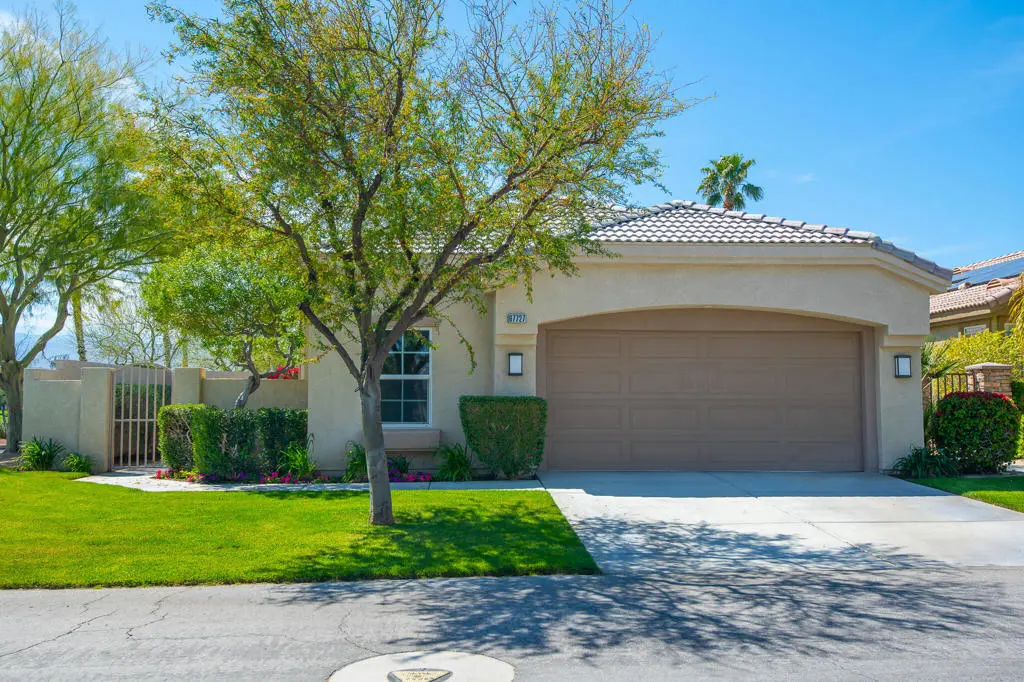 Residential Lease for rent at 67727 S Natoma Drive, Cathedral City, Riverside County, CA featuring 2 beds and 3 baths