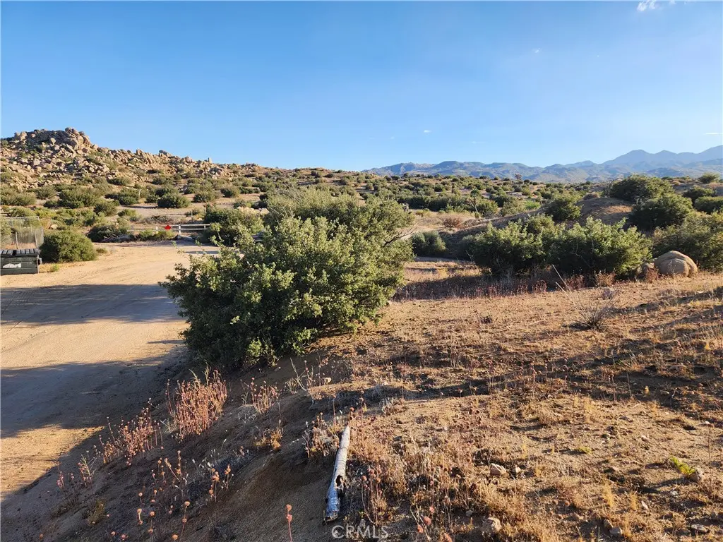 7 AC Oak Drive, Pioneertown, CA — listing photo 1