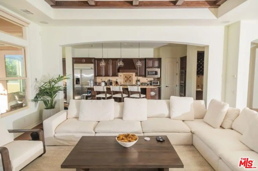Residential Lease for rent at 54155 Cananero Circle, La Quinta, Riverside County, CA featuring 4 beds and 6 baths