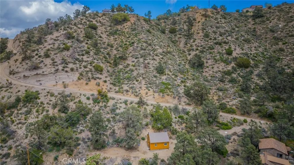 7725 Scenic Drive, Pinon Hills, CA — listing photo 1