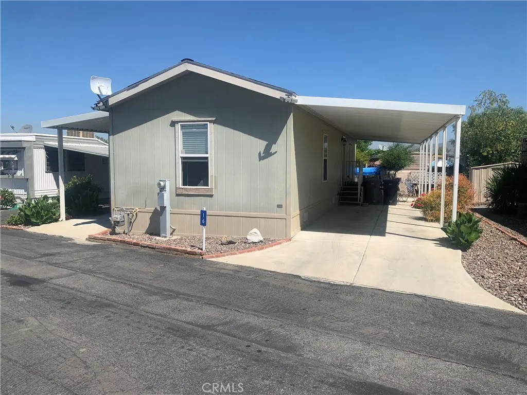 Manufactured In Park for sale at 1600 S San Jacinto Ave 16, San Jacinto, CA featuring 2 beds and 1 bath