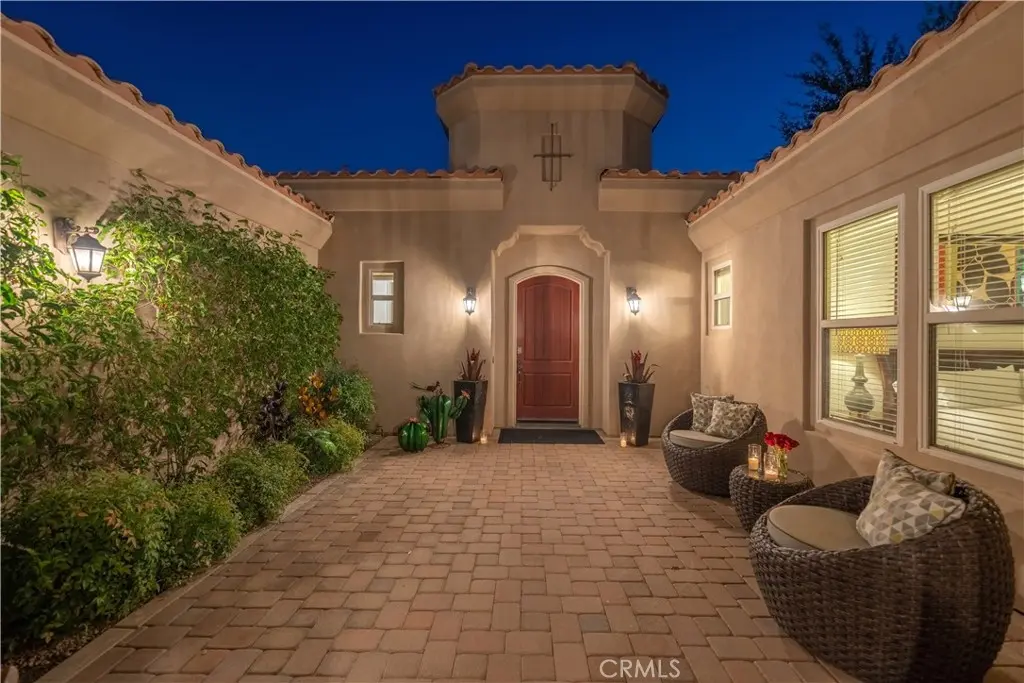 Residential Lease for rent at 55315 Turnberry Way, La Quinta, Riverside County, CA featuring 4 beds and 5 baths