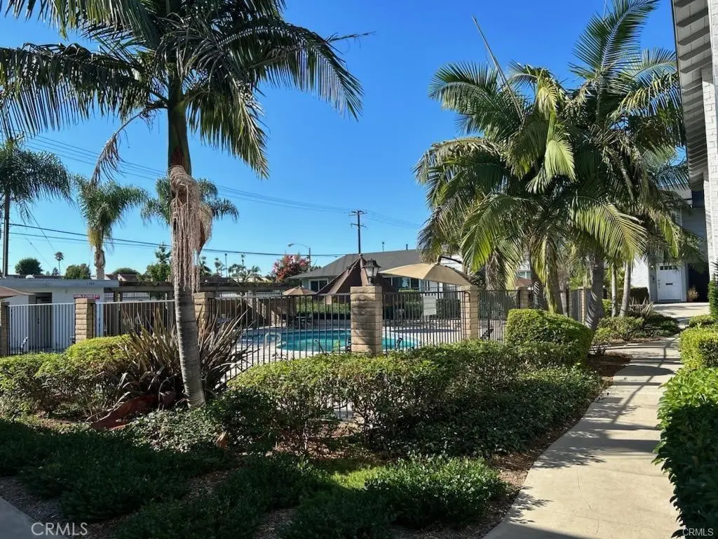 1305 Cameo Lane, Fullerton, CA — listing photo 1