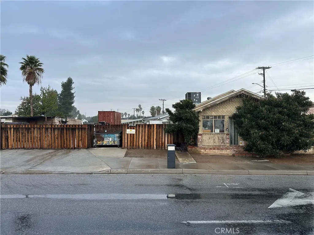 4819 Tyler Street, Riverside, CA — listing photo 1