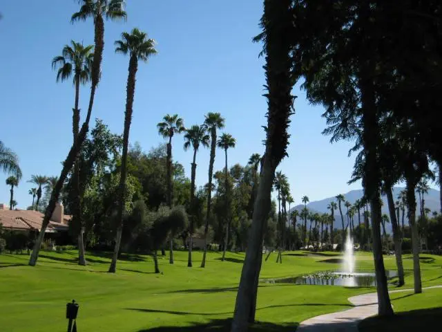Residential Lease for rent at 144 Las Lomas, Palm Desert, Riverside County, CA featuring 2 beds and 2 baths