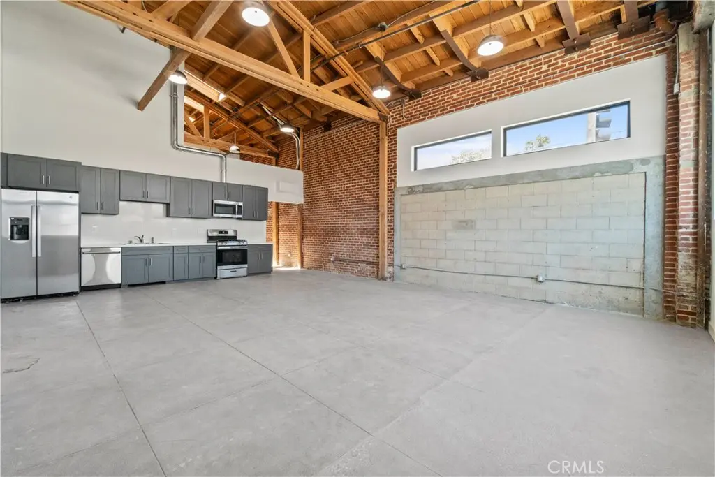 1901 S Pacific Avenue 1, San Pedro, CA — listing photo 1