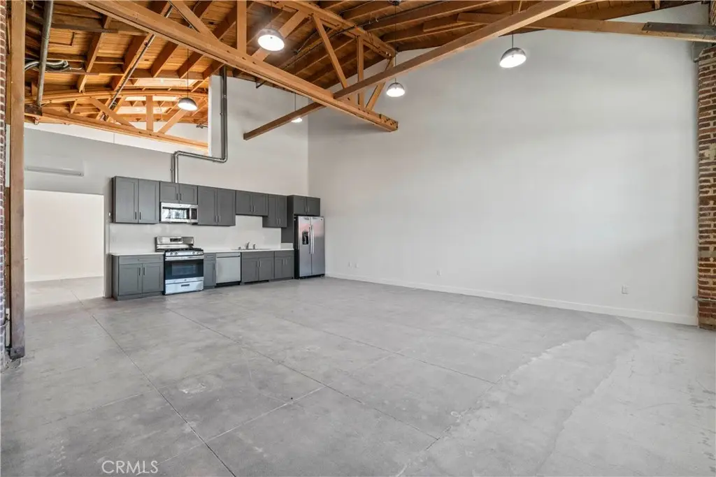 1901 S Pacific Avenue 2, San Pedro, CA — listing photo 1