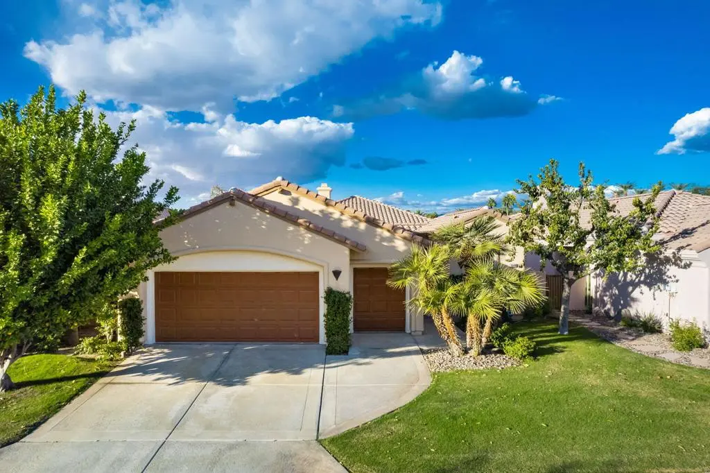 Residential Lease for rent at 79440 Azahar, La Quinta, Riverside County, CA featuring 3 beds and 4 baths