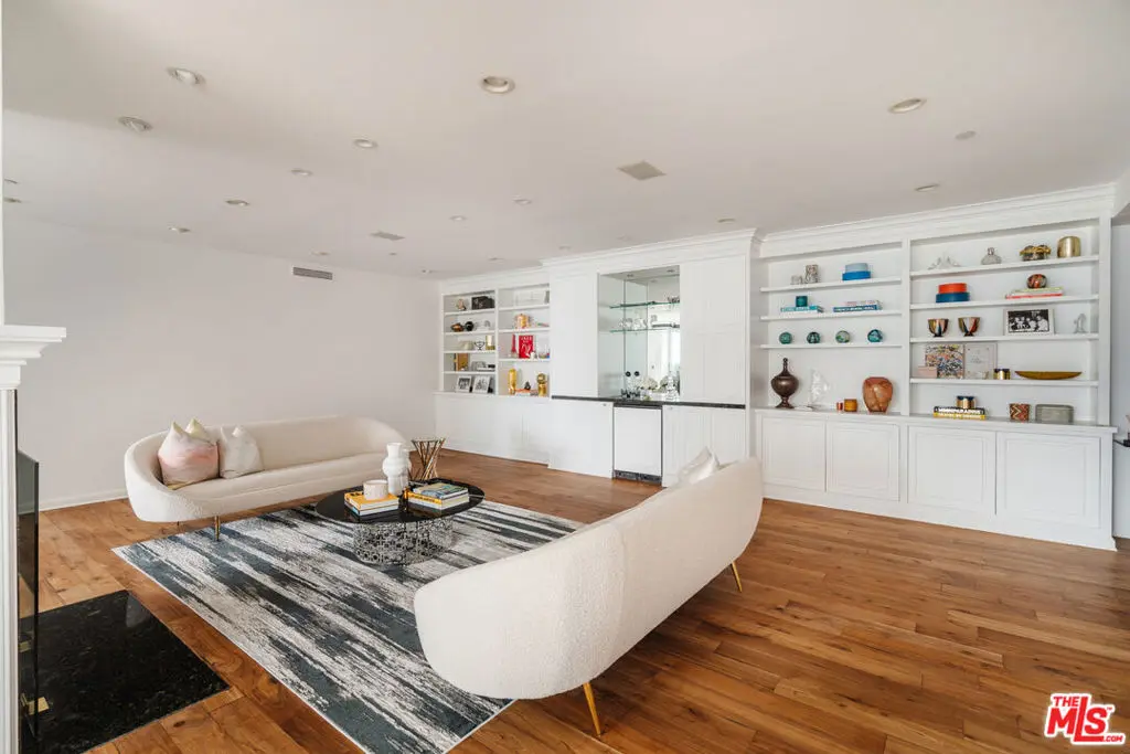 Condominium for sale at 10375 Wilshire Boulevard 11H, Los Angeles, CA featuring 2 beds and 3 baths