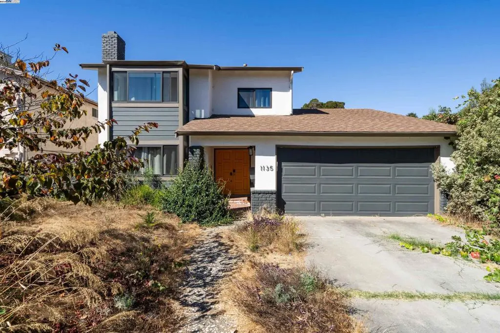 Single Family Residence for sale at 1135 Linden St, Oakland, CA featuring 4 beds and 2 baths
