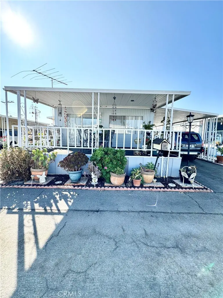 16601 Garfield Ave 91, Paramount, CA — listing photo 1