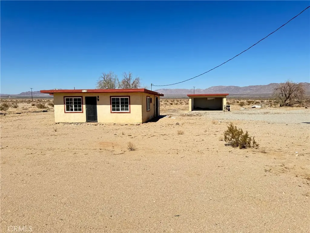 81118 Screech Owl Road, 29 Palms, CA — listing photo 1