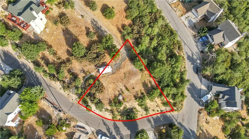 26867 Inyo Court, Lake Arrowhead, CA — listing photo 1