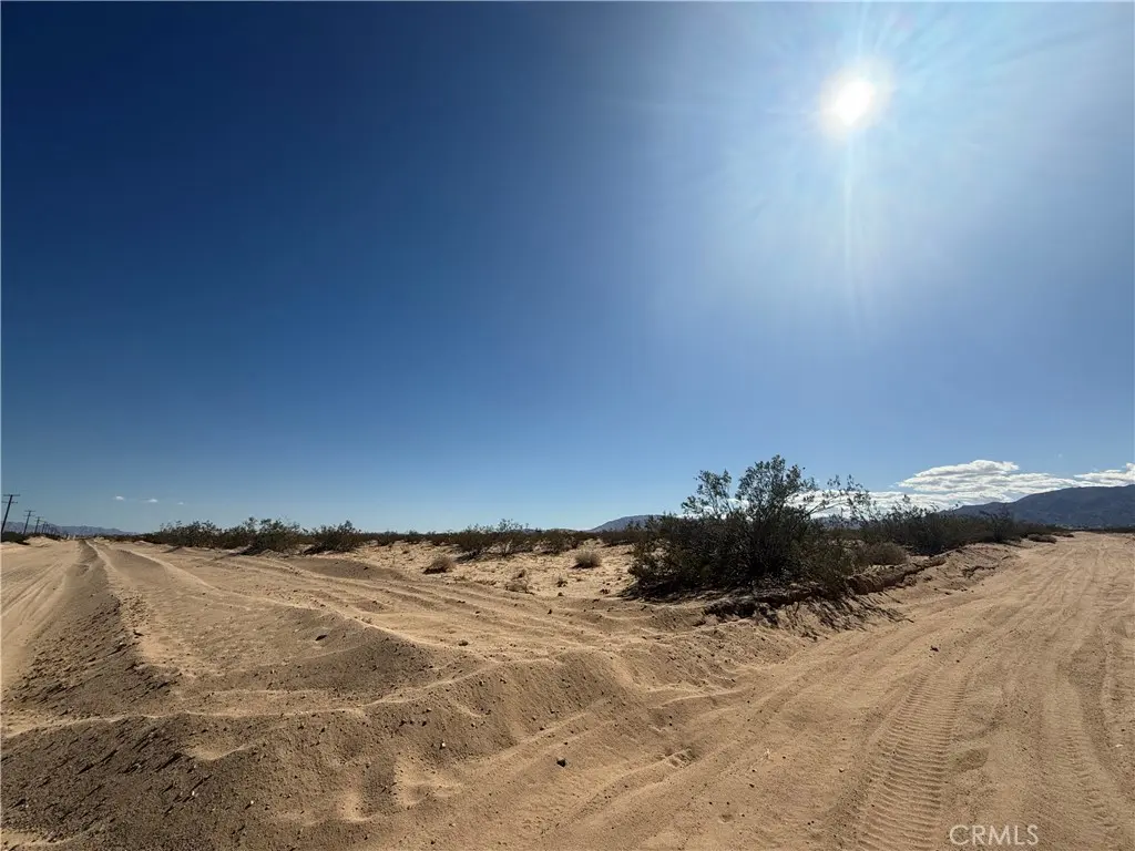 5101 Gilbert Road, 29 Palms, CA — listing photo 1