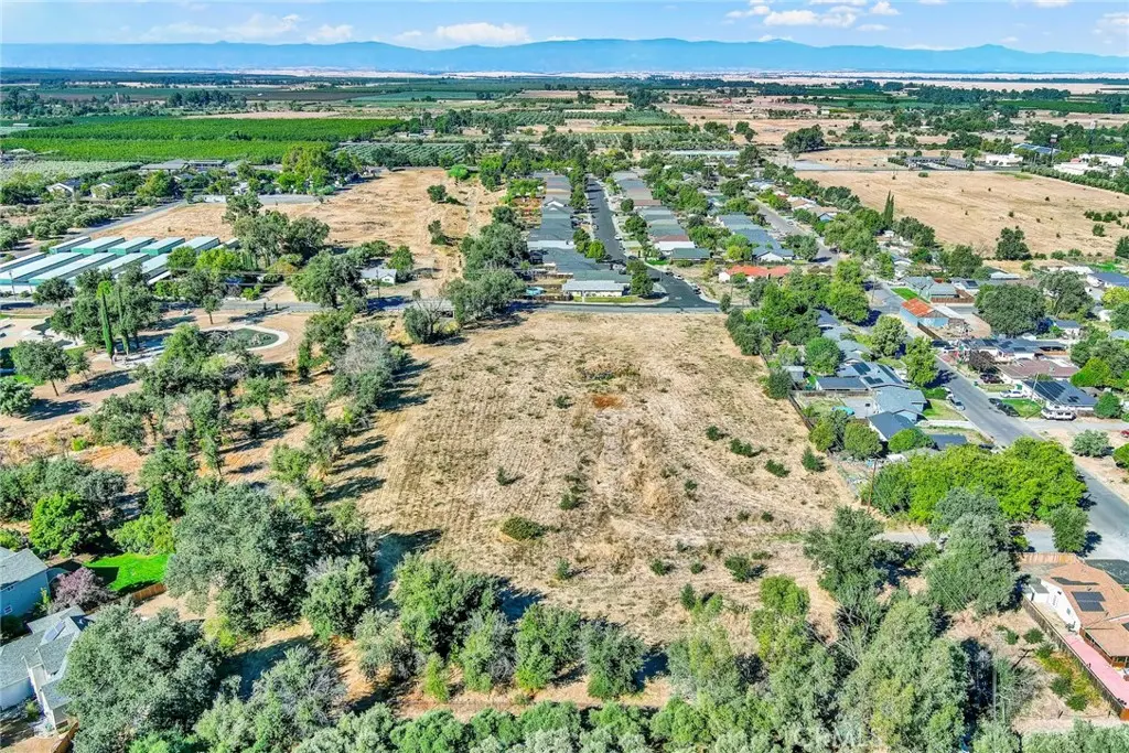 0 TOOMES, Corning, CA — listing photo 1