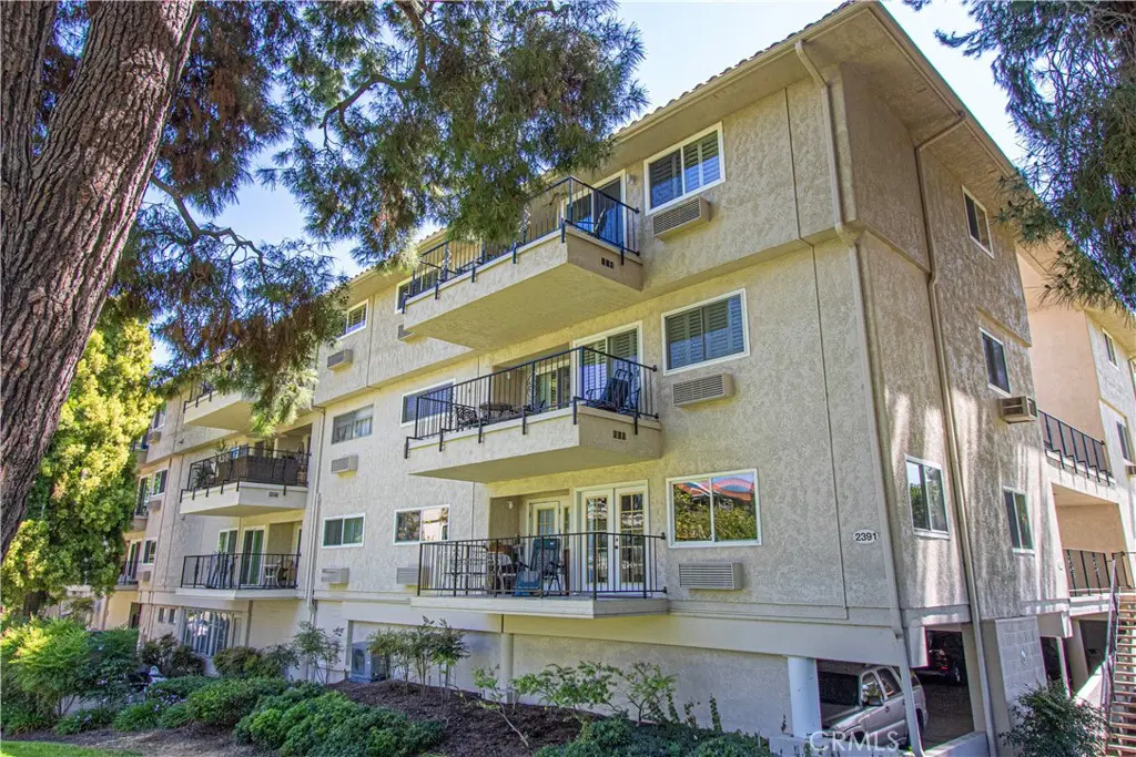 2391 Via Mariposa W 3A, Laguna Woods, CA — listing photo 1