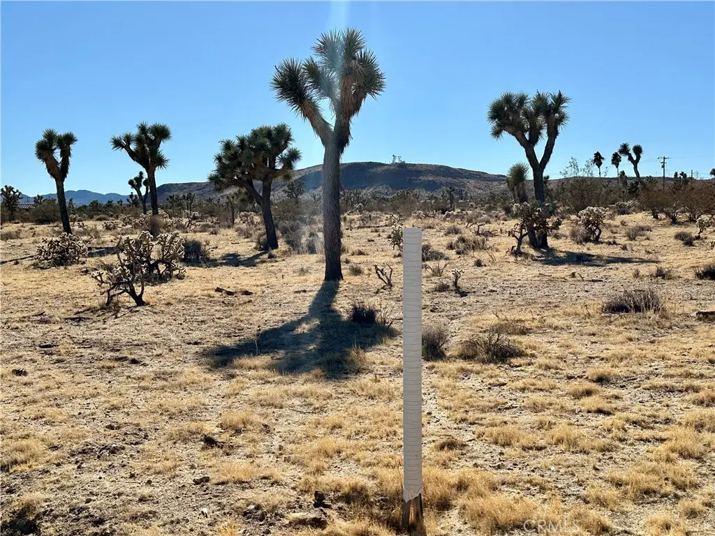 4726 Paradise View Road, Yucca Valley, CA — listing photo 1