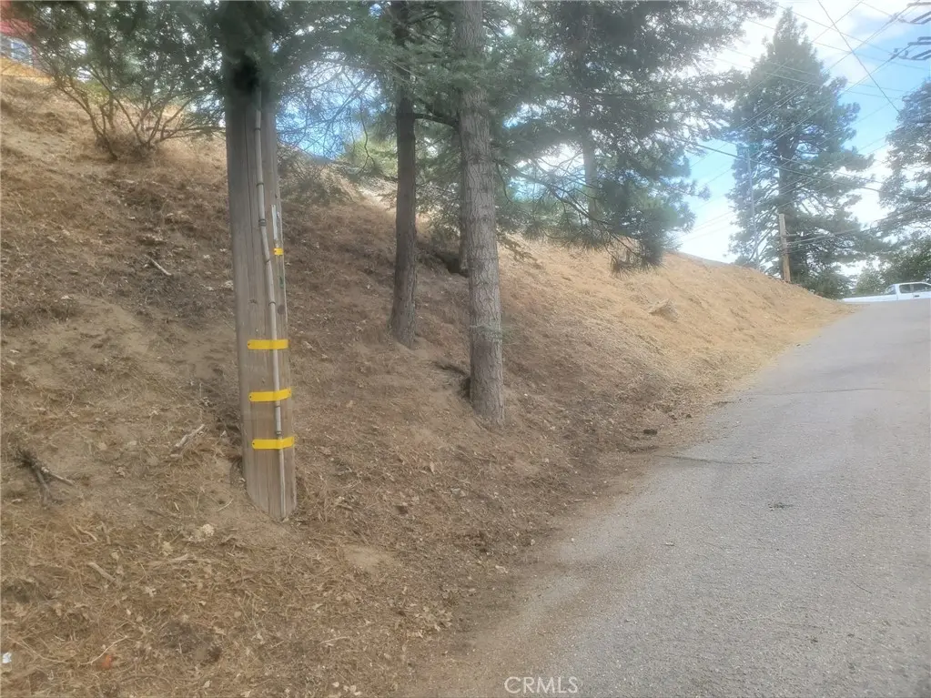 709 Arosa Drive, Crestline, CA — listing photo 1