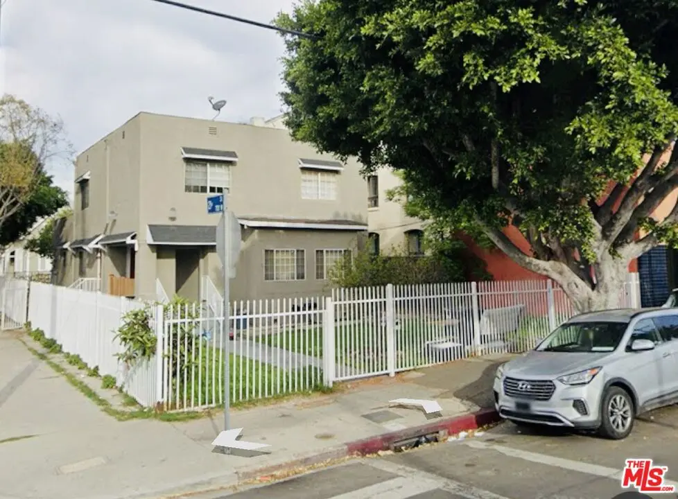Residential Lease for rent at 1981 Estrella Avenue, Los Angeles, Los Angeles County, CA featuring 9 beds and 4 baths