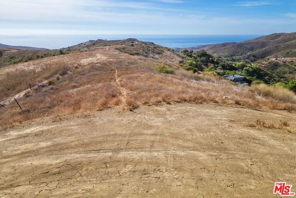 0 Foose, Malibu, CA — listing photo 1