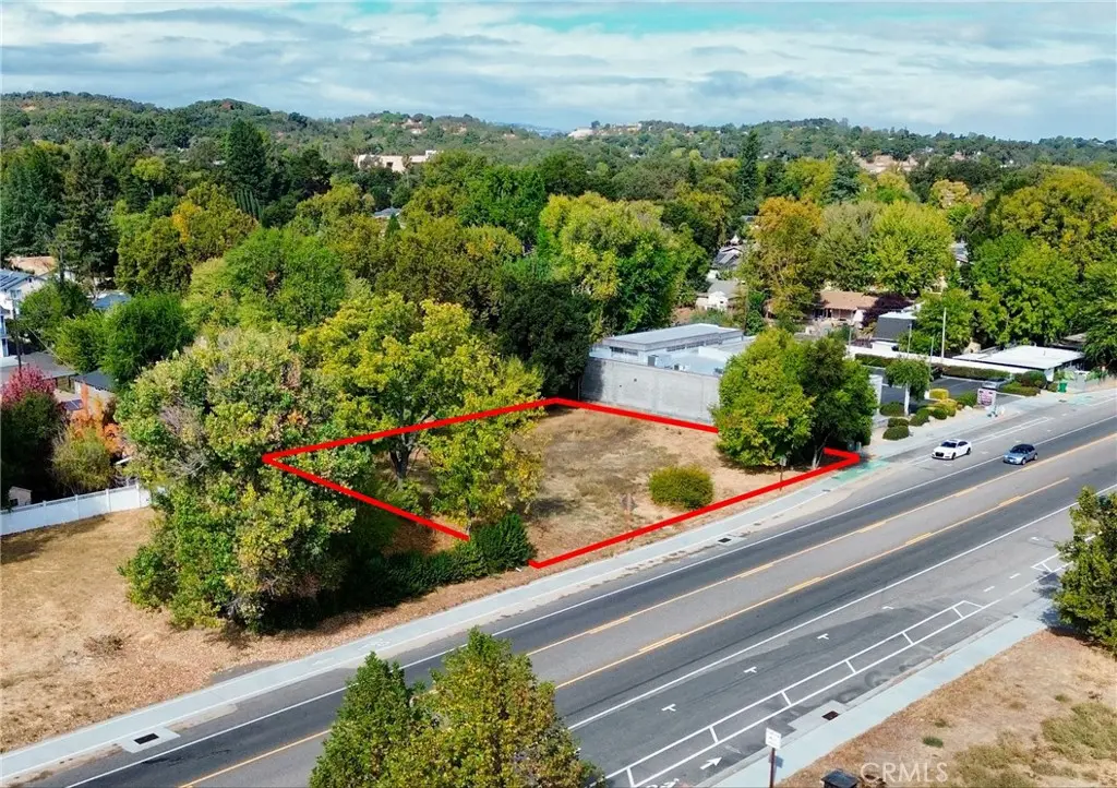 7100 Morro Road, Atascadero, CA — listing photo 1