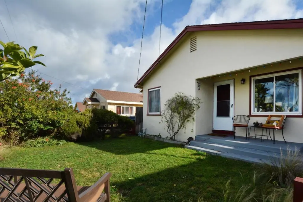 1168 Waring 2, Seaside, CA — listing photo 1