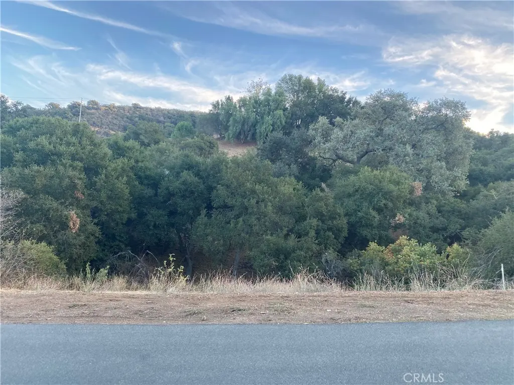 0 S Skyline Dr Drive, Thousand Oaks, CA — listing photo 1