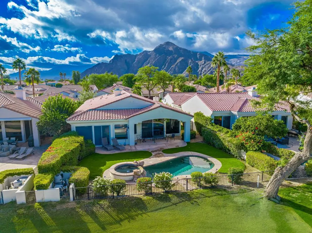 Single Family Residence for rent at 79310 Toronja, La Quinta, CA featuring 3 beds and 4 baths