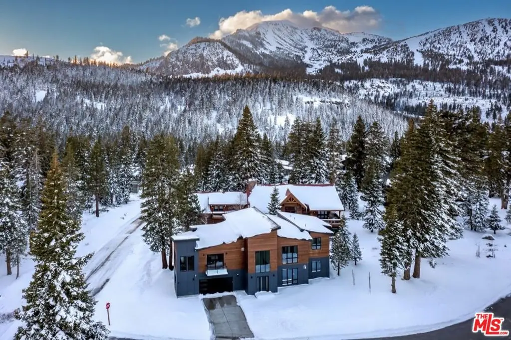 380 Pine Street, Mammoth Lakes, CA — listing photo 1