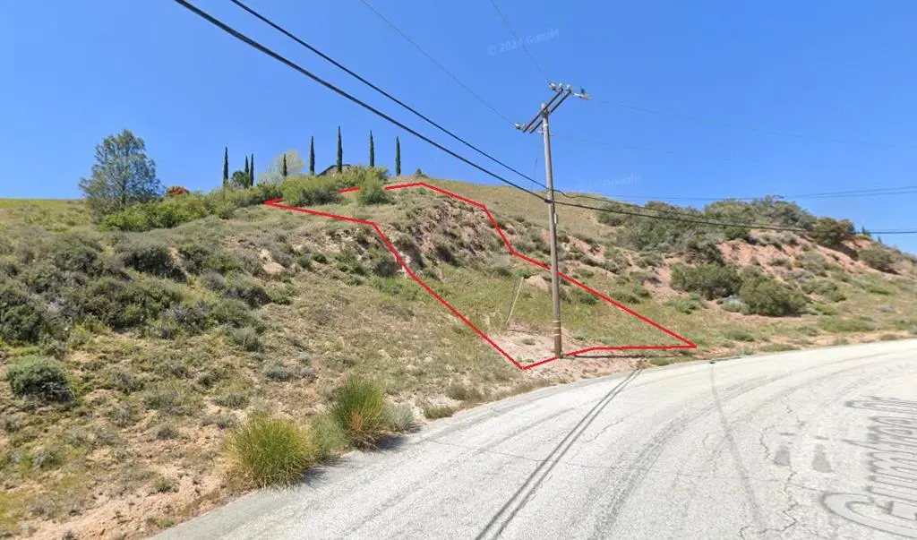 42621 Gumtree Drive, Lake Elizabeth, CA — listing photo 1