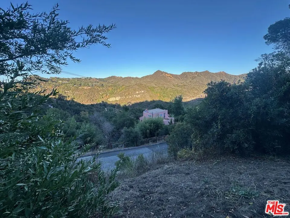19936 Observation Drive, Topanga, CA — listing photo 1