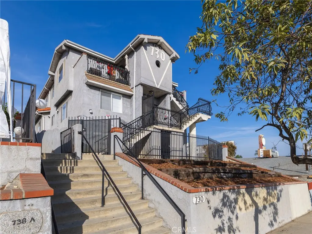 730 W 5th Street, San Pedro, CA — listing photo 1