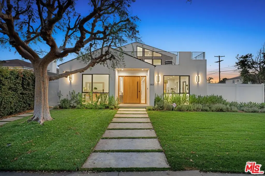 Residential Lease for rent at 1801 S Bedford Street, Los Angeles, Los Angeles County, CA featuring 5 beds and 6 baths