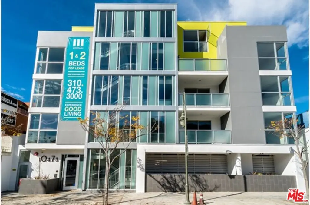 Residential Lease for rent at 10473 Santa Monica Boulevard ph6, Los Angeles, Los Angeles County, CA featuring 2 beds and 1 bath