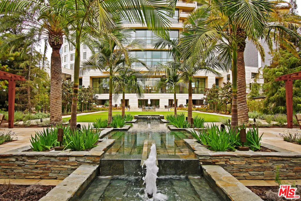Condominium for sale at 1 W Century Drive 17C, Los Angeles, CA featuring 3 beds and 4 baths