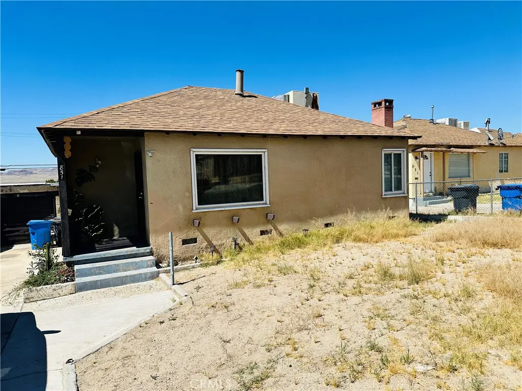851 Flora Street, Barstow, CA — listing photo 1