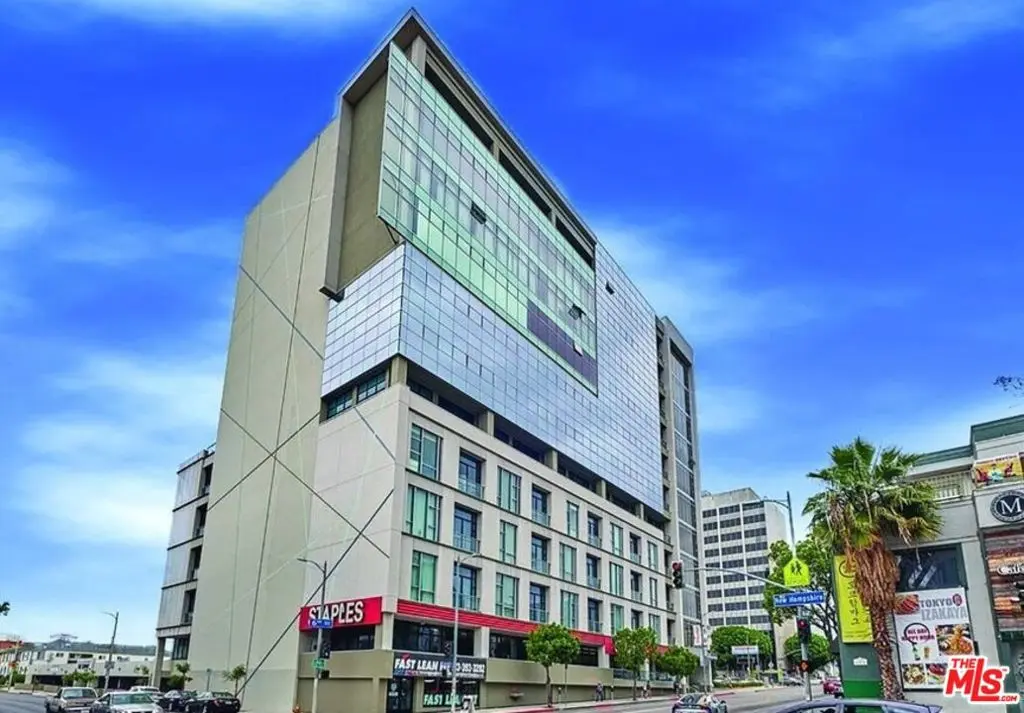 Residential Lease for rent at 3223 W 6th Street 205, Los Angeles, Los Angeles County, CA featuring 1 bed and 2 baths