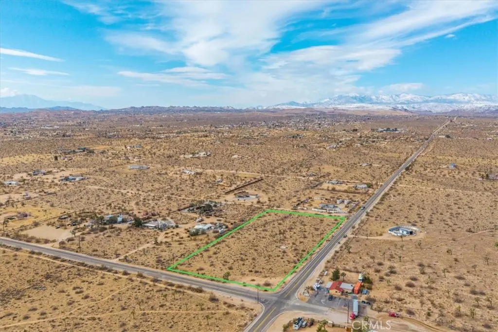 3342 Yucca Mesa Road, Yucca Valley, CA — listing photo 1