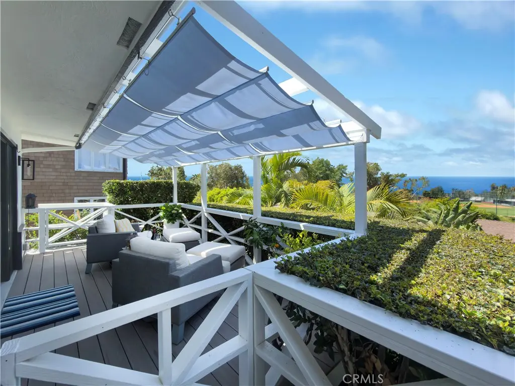 Duplex for rent at 737 Griffith Way, Laguna Beach, CA featuring 2 beds and 2 baths