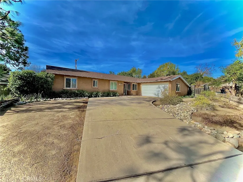371 Guilford Avenue, Claremont, CA — listing photo 1