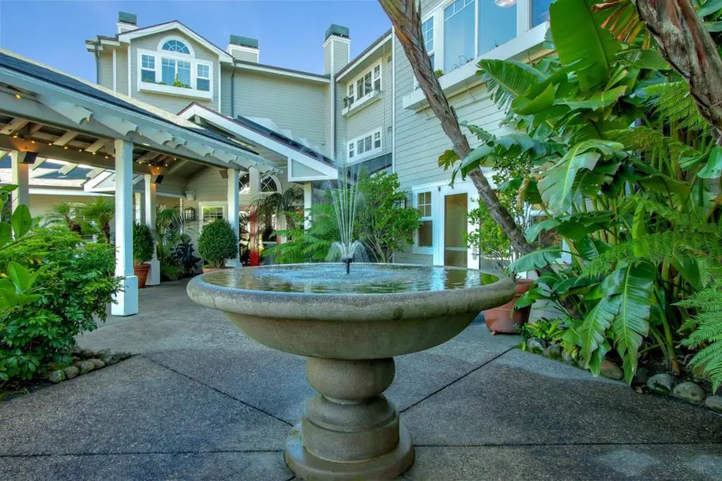4100 Cabrillo Highway 105, Half Moon Bay, CA — listing photo 1